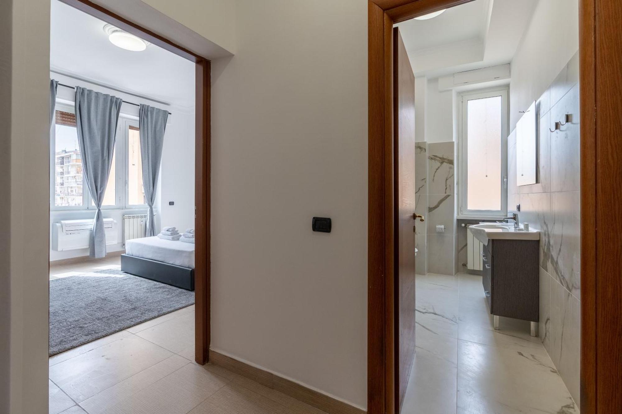 San Giovanni Comfort Suite โรม ภายนอก รูปภาพ